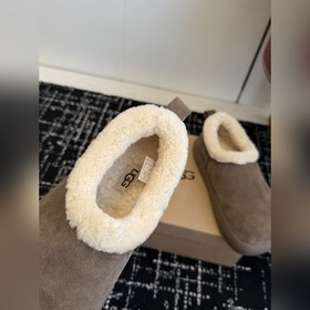 Высококачественные сапоги Ugg： предст