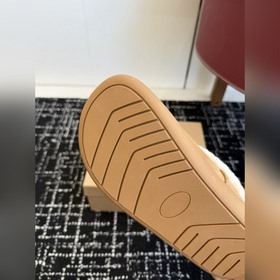 Высококачественные сапоги Ugg： предст