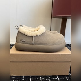 Высококачественные сапоги Ugg： предст