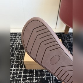 Высококачественные сапоги Ugg： предст
