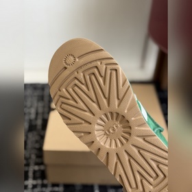 UGG сотрудничает с adidas в рамках кол