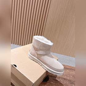 Коллекция ботинок UGG Oji-Oji Belina B