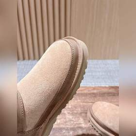 Серия ботинок UGG Oily Bellina Buckle 