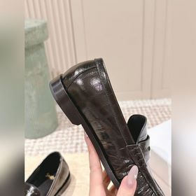 Высокое качество. В комплекте с коробк