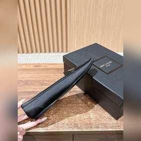 Новые туфли Saint Laurent с плоским кв