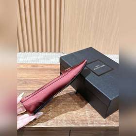 Новые туфли Saint Laurent с плоским кв