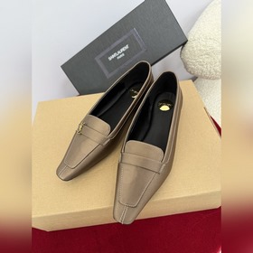 Премиум-коллекция Saint Laurent FW25 