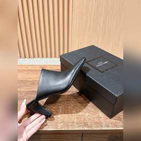 Плоские туфли Saint Laurent осень/з