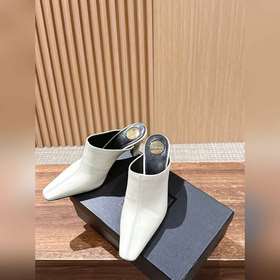 Плоские туфли Saint Laurent осень/з