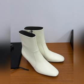 Премиум-класс  Saint Laurent FW25 Но