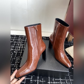 Saint Laurent FW25 Новинка YSL Saint 