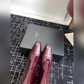 Saint Laurent FW25 Новинка YSL Saint 