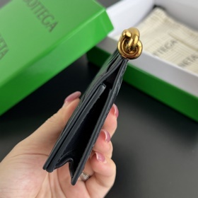 Новинка BV Solstice Compact Cardholder