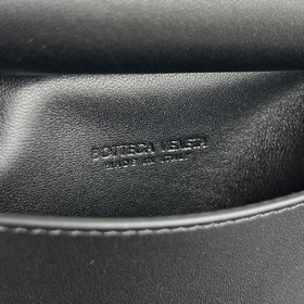 Новинка BV Solstice Compact Cardholder