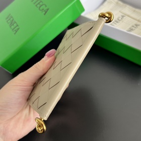 Новинка BV Solstice Compact Cardholder