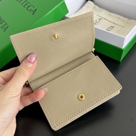 Новинка BV Solstice Compact Cardholder