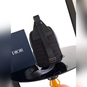 Поясная сумка Rider 2.0 отличается пра