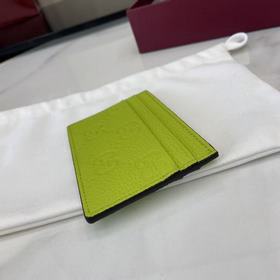 [Новинка] Коллекция Gucci Imprint Веч