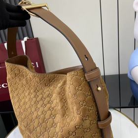 Коллекция осень/зима 2026. Сумка Gucci