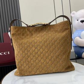 Коллекция осень/зима 2026. Сумка Gucci
