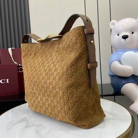 Коллекция осень/зима 2026. Сумка Gucci