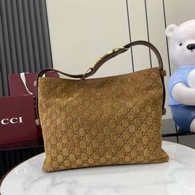 Коллекция осень/зима 2026. Сумка Gucci