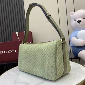 Коллекция Gucci Half Horsebit переосмы