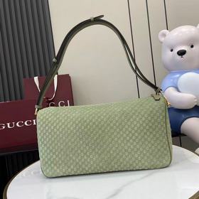 Коллекция Gucci Half Horsebit переосмы