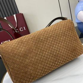 Коллекция Gucci Half Horsebit переосмы