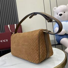 Коллекция Gucci Half Horsebit переосмы
