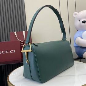 Коллекция Gucci Half Horsebit переосмы