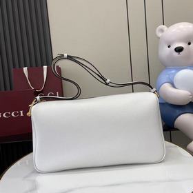 Коллекция Gucci Half Horsebit переосмы