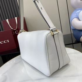 Коллекция Gucci Half Horsebit переосмы