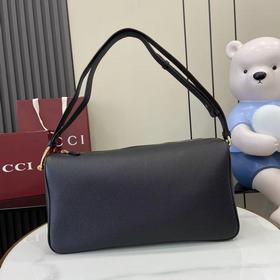 Коллекция Gucci Half Horsebit переосмы