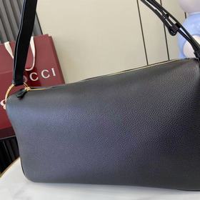 Коллекция Gucci Half Horsebit переосмы