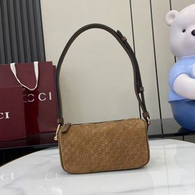 Коллекция Gucci Half Horsebit переосмы
