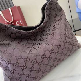 Коллекция осень/зима 2026. Сумка Gucci