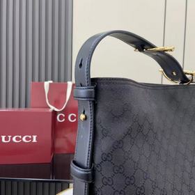 Коллекция осень/зима 2026. Сумка Gucci