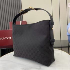 Коллекция осень/зима 2026. Сумка Gucci