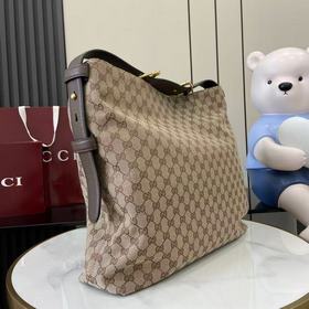 Коллекция осень/зима 2026. Сумка Gucci