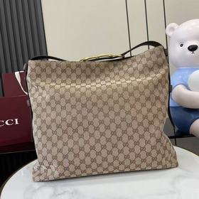Коллекция осень/зима 2026. Сумка Gucci