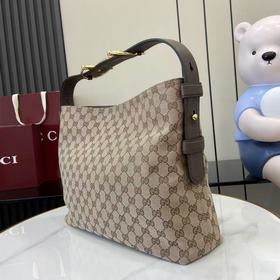 Коллекция осень/зима 2026. Сумка Gucci