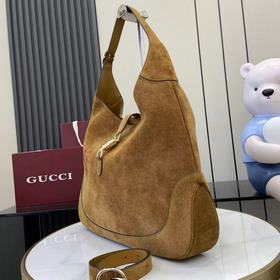 Gucci Jackie 1961 представляет мягкую 