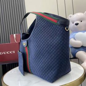 Коллекция Gucci Giglio отдает дань ува