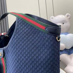 Коллекция Gucci Giglio отдает дань ува