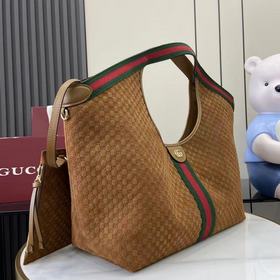 Коллекция Gucci Giglio отдает дань ува
