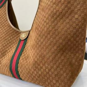 Коллекция Gucci Giglio отдает дань ува