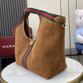 Коллекция Gucci Giglio отдает дань ува
