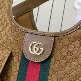 Сумка Gucci Giglio Mini Tote была впер