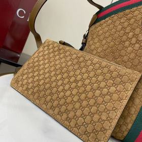 Сумка Gucci Giglio Mini Tote была впер